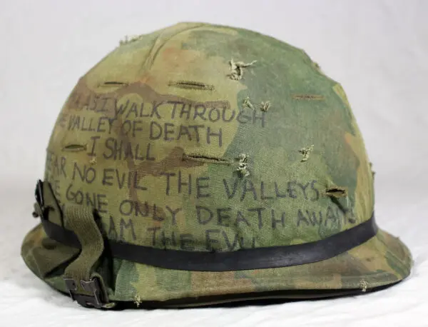 U.S. M1 paratrooper helmet Vietnam War - Image 12