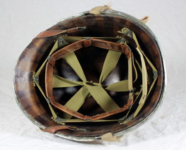 U.S. M1 fixed bale 4-pannel medic helmet w/Firestone liner - Image 5