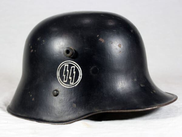 Austrian M17 size 66 SS-VT paraded helmet circa 1934 - Image 4