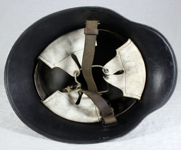 Austrian M17 size 66 SS-VT paraded helmet circa 1934 - Image 10