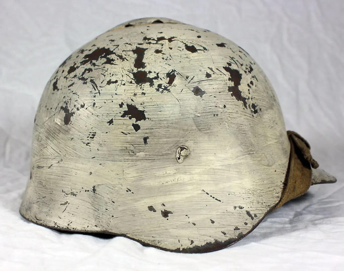 Red Army SSH36 helmet in size 2 Winter Camo - Image 6